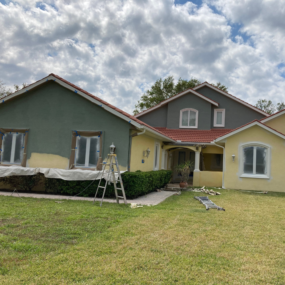 Professional exterior painting in Tampa Bay